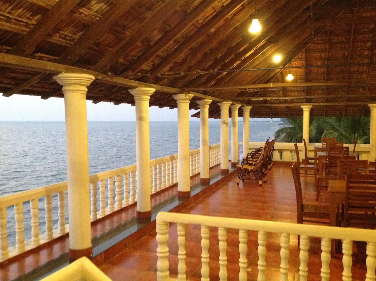 Cherai Onetree Retreat Cherai Beach Exterior photo